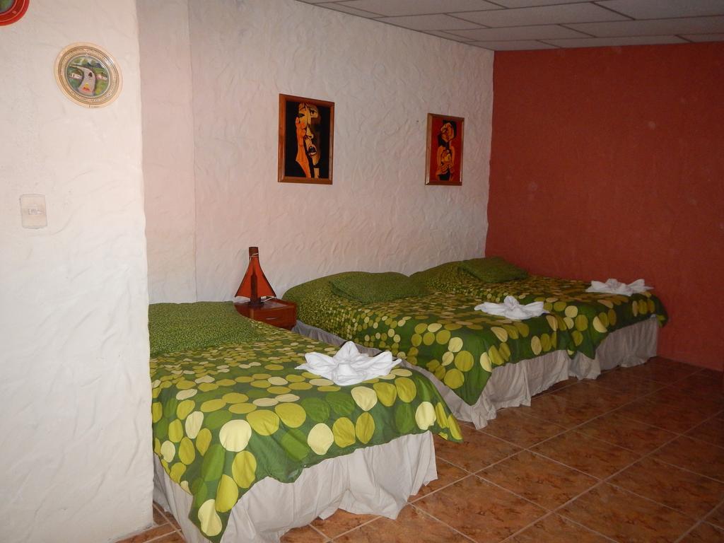 Hospedaje Casa Soleil Puerto Villamil Bilik gambar