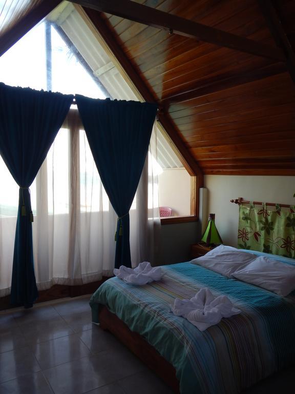 Hospedaje Casa Soleil Puerto Villamil Luaran gambar