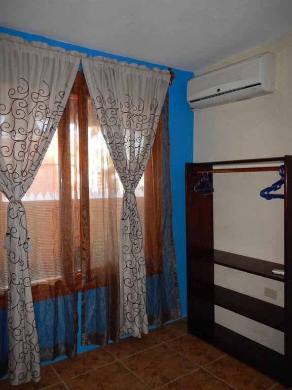 Hospedaje Casa Soleil Puerto Villamil Luaran gambar